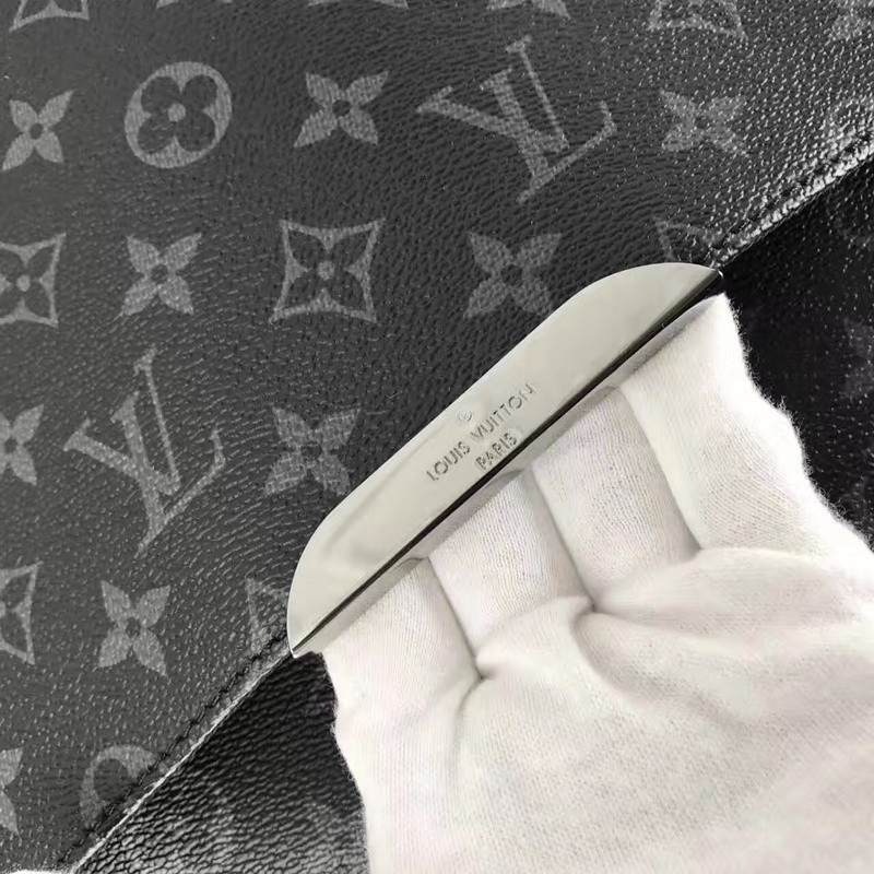 LVT PURSE