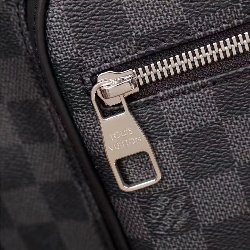 LVT PURSE