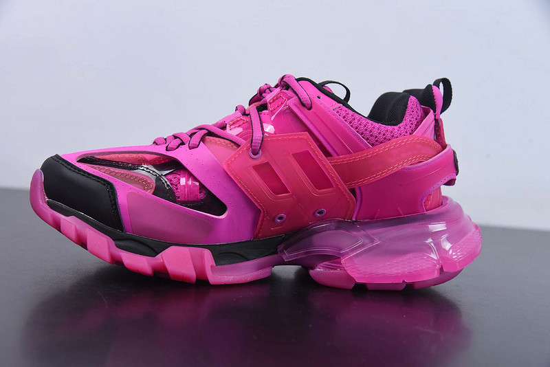 bc track sneaker