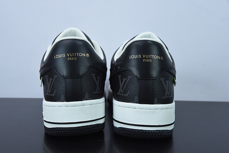 lvt x nike air force1