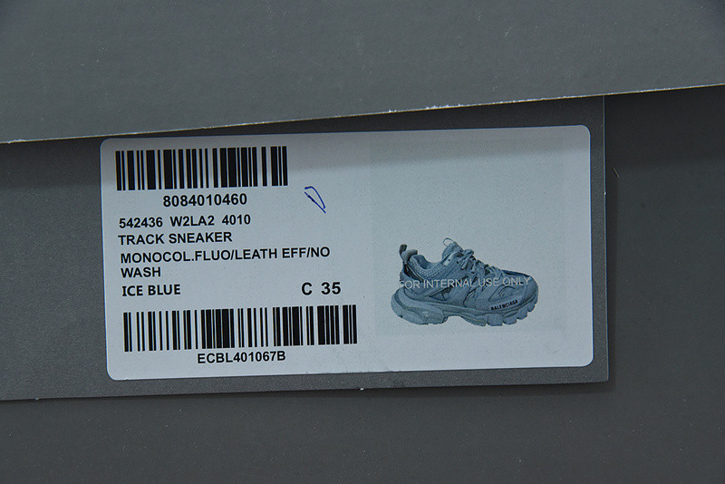bc track sneaker