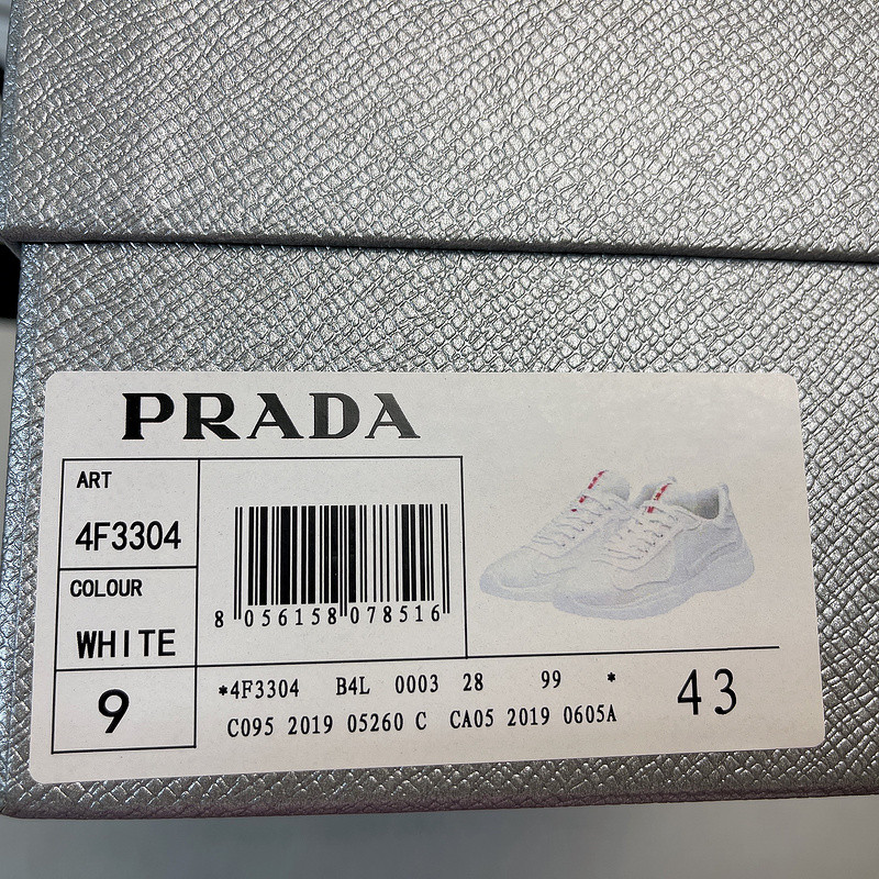 pr sneaker