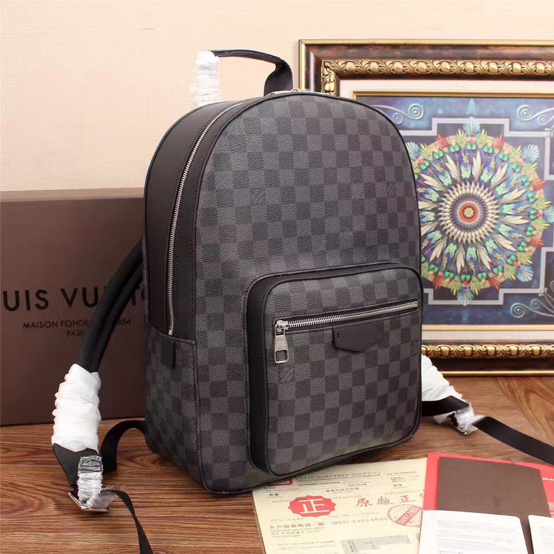 LVT PURSE