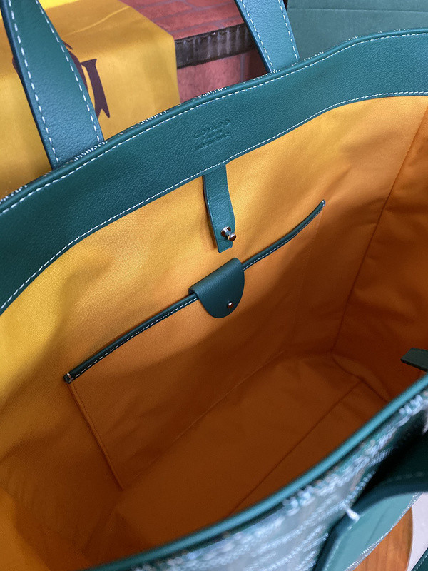 GOYARD PURSE
