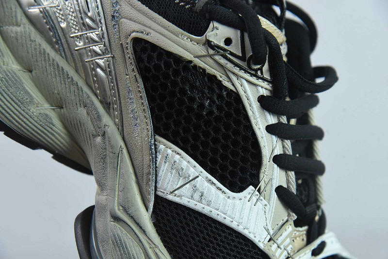 BC XL SNEAKERS