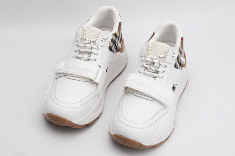 B**rry sneaker