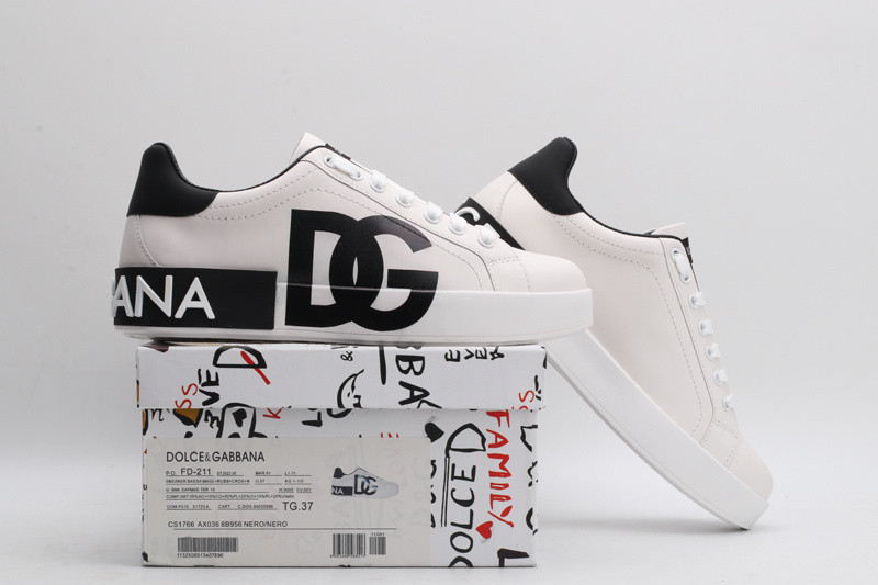 dg sneaker