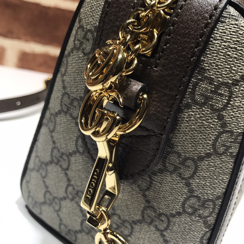 G*u*i shoulder bag