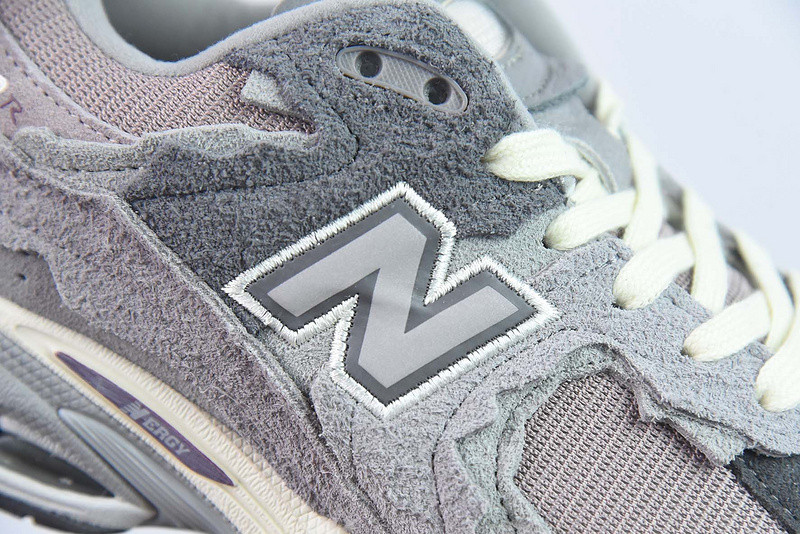 new balance sneaker