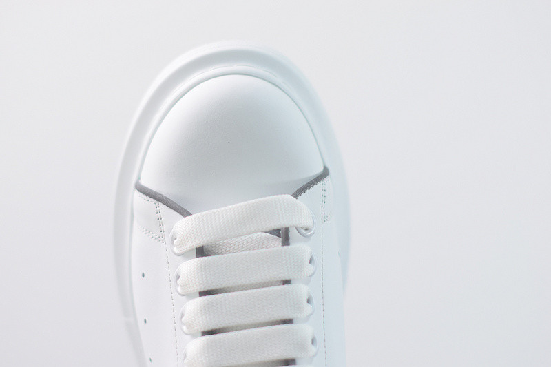 alexer mceen sneakers