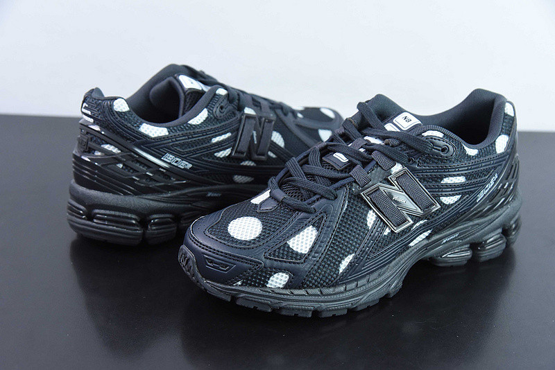 new balance sneaker