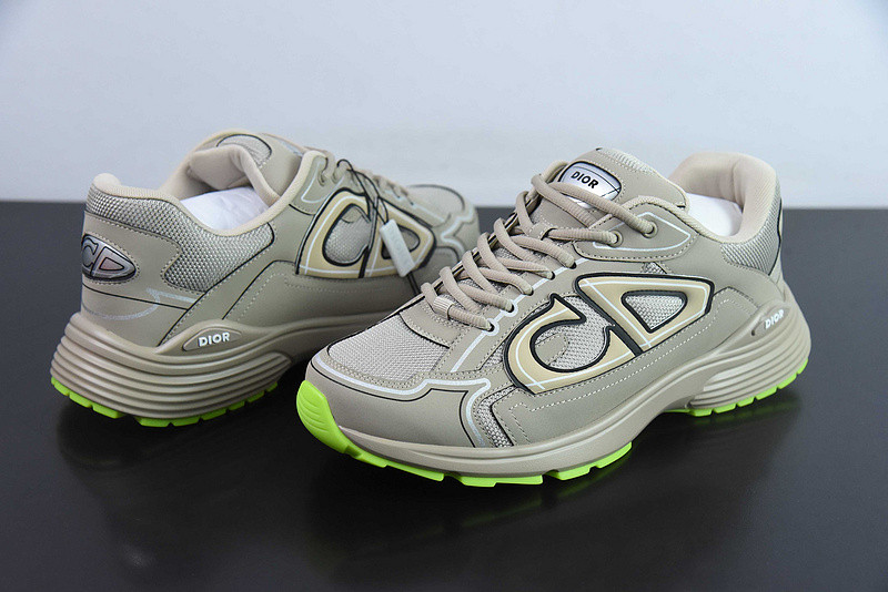 dio* sneaker