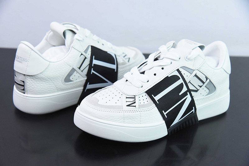 valentino sneaker