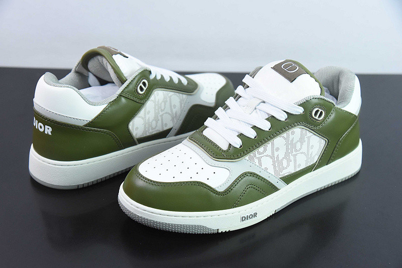 DIO* SNEAKER