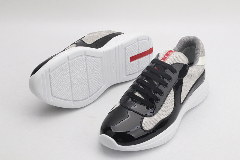 pr sneaker
