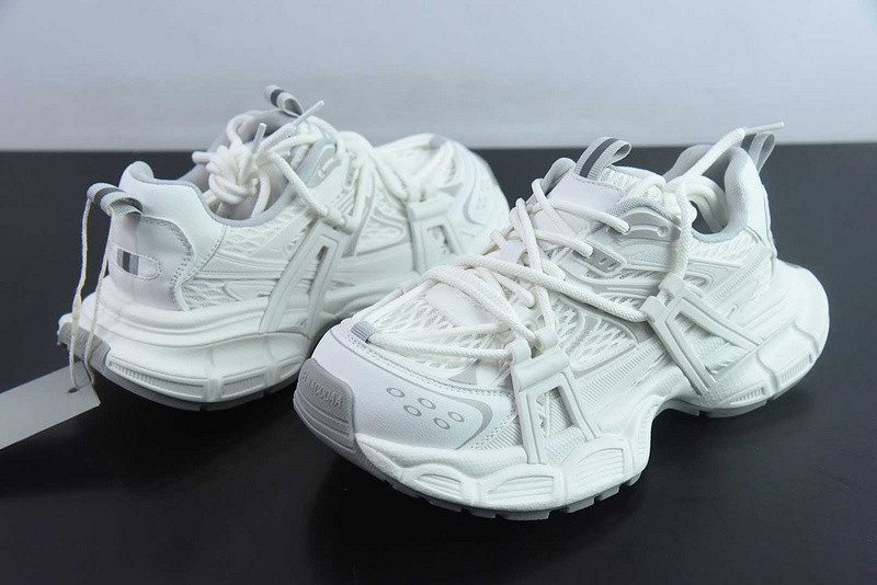 BC XL SNEAKERS
