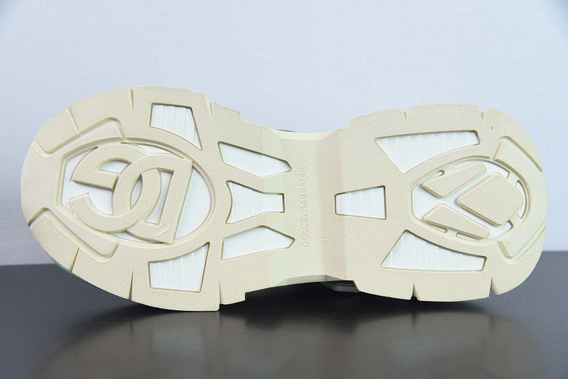 dg sneaker