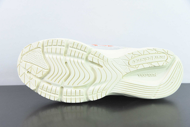 new balance sneaker