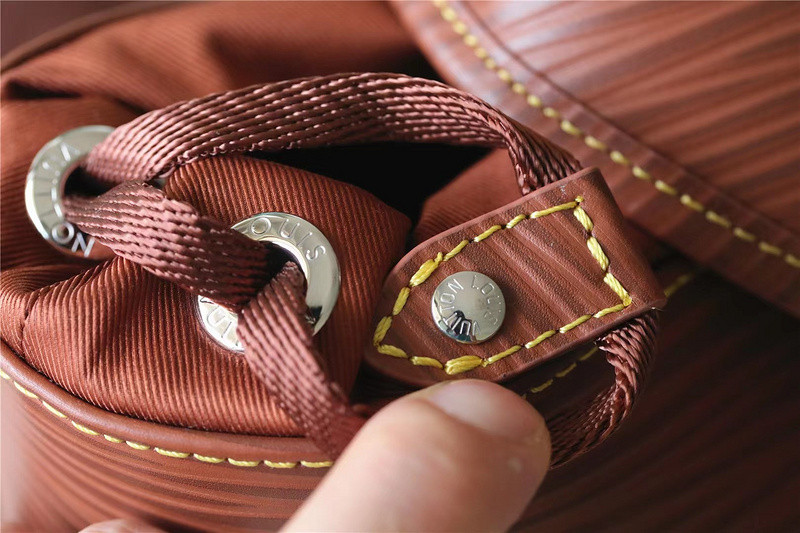 LVT PURSE
