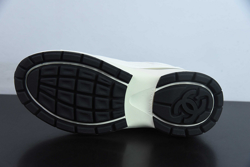 Ch*el sneaker