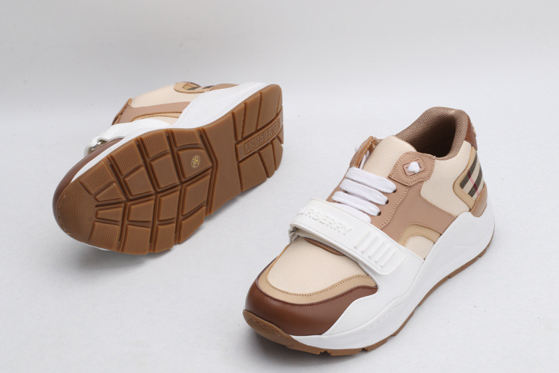 B**rry sneaker