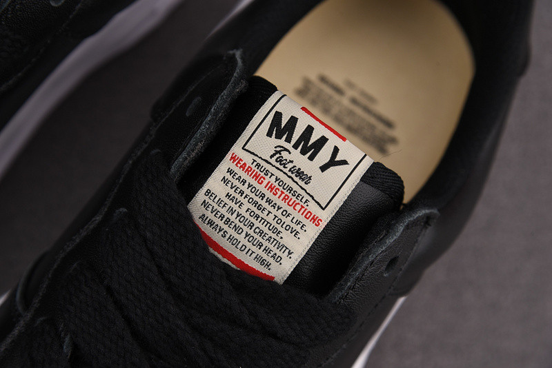 Ma*s*n mihara yasuhiro sneaker