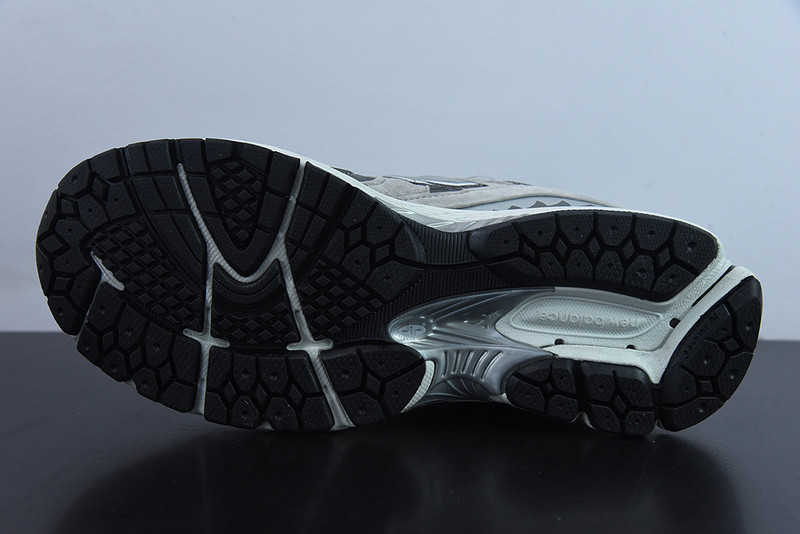 new balance sneaker