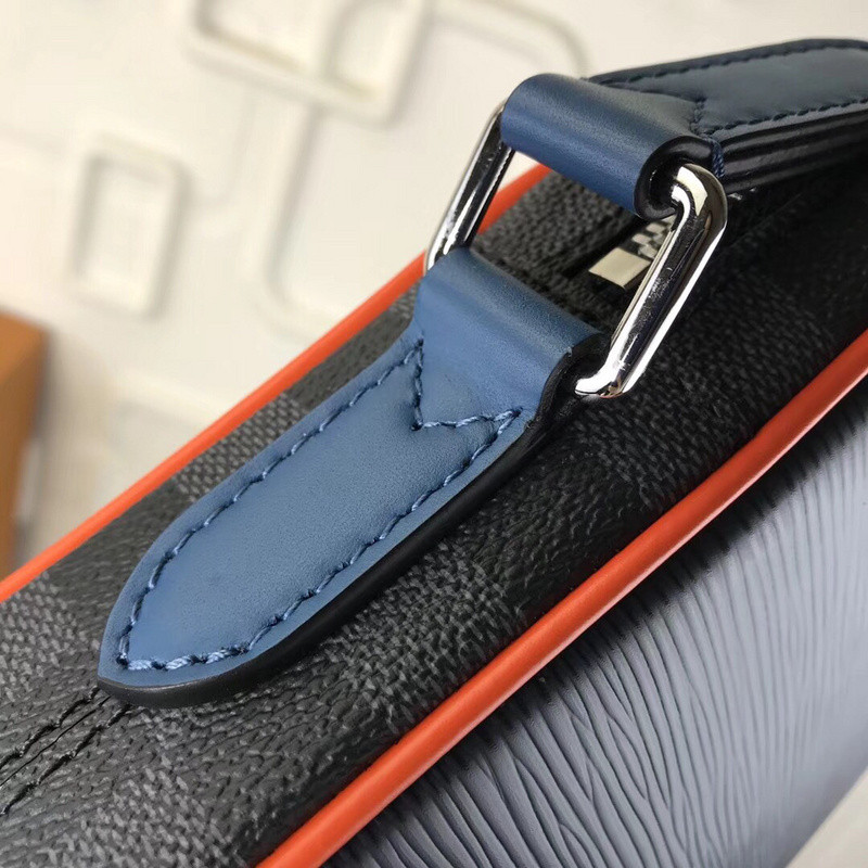 LVT PURSE