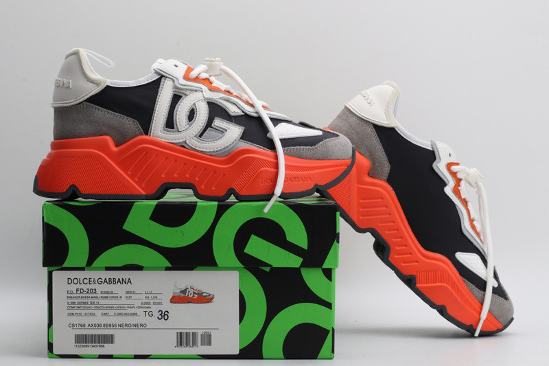 dg sneaker