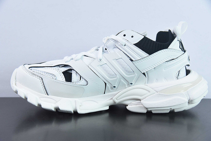bc track sneaker