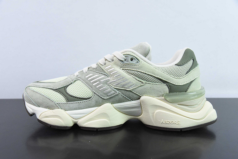 new balance sneaker