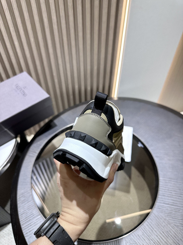 valentino sneaker