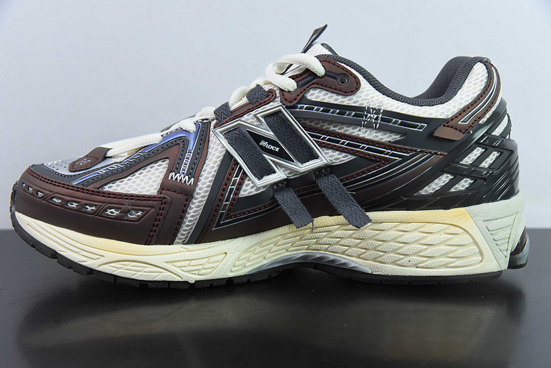 new balance sneaker