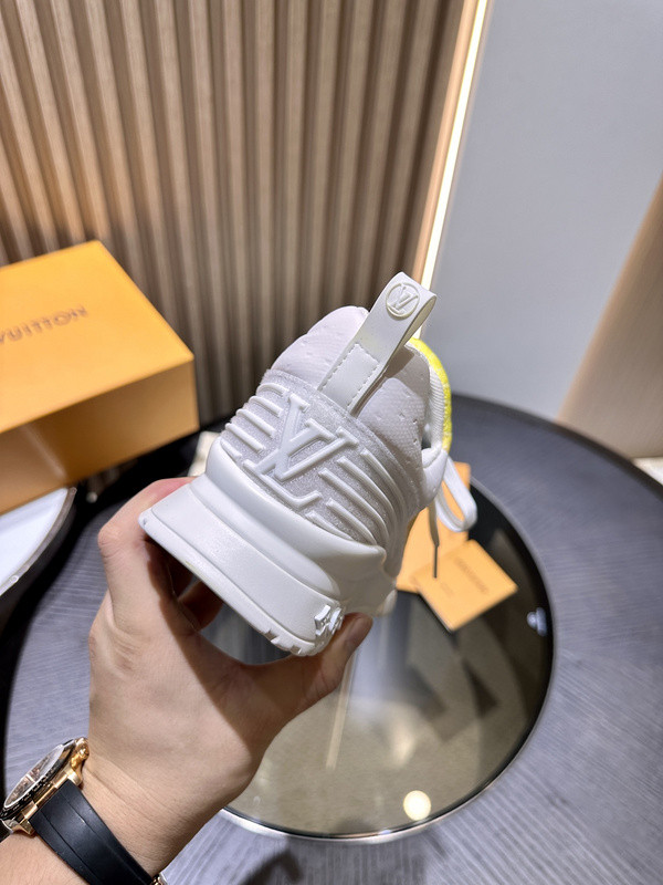 LVT SNEAKERS