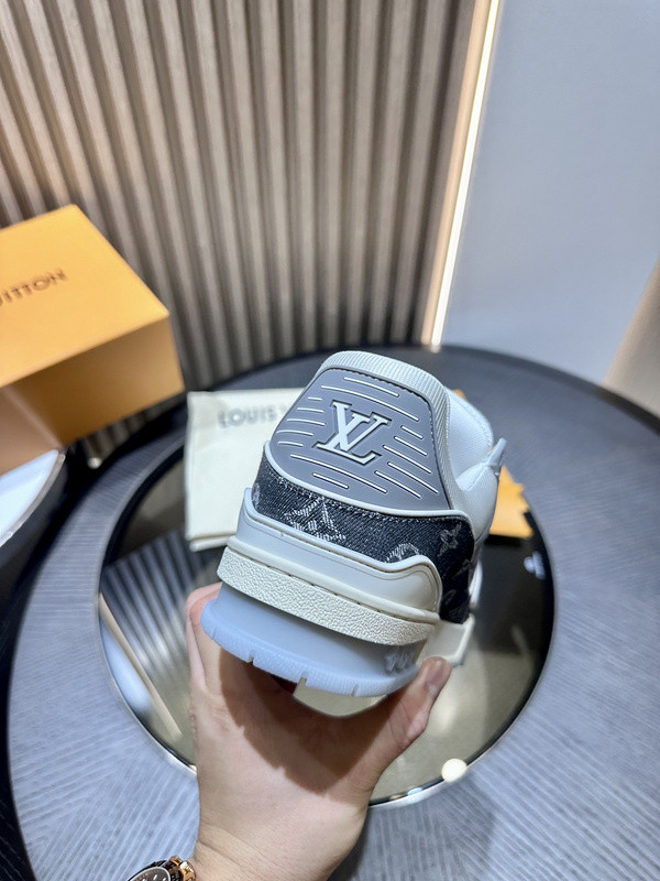LVT SNEAKERS