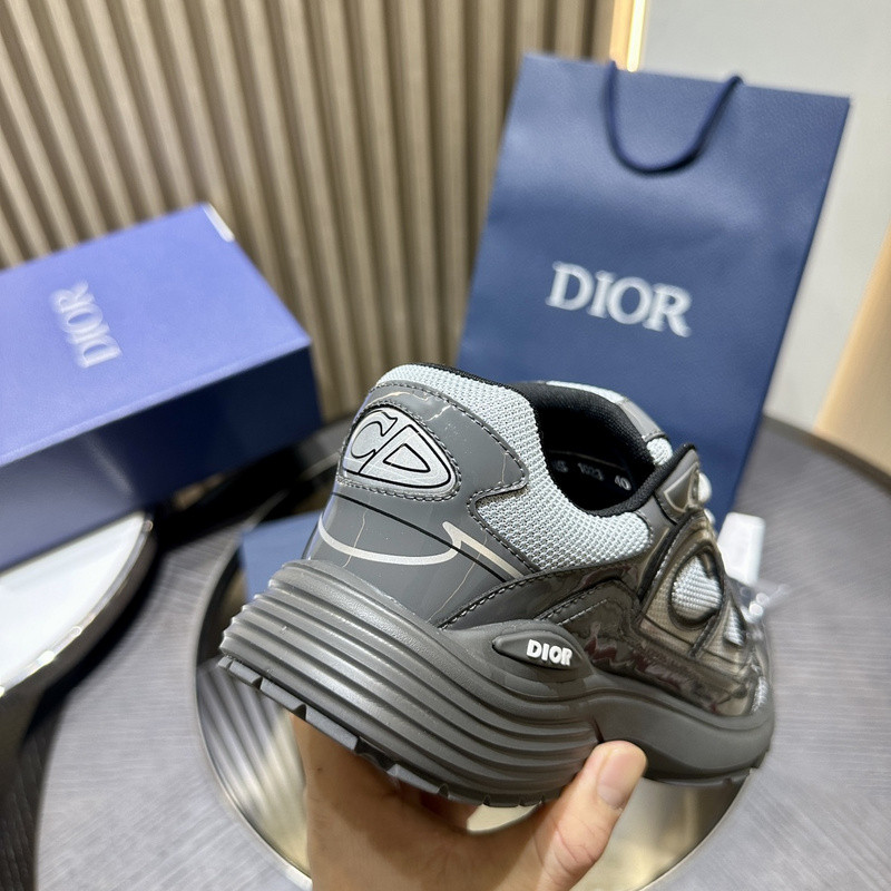 DIO* SNEAKER