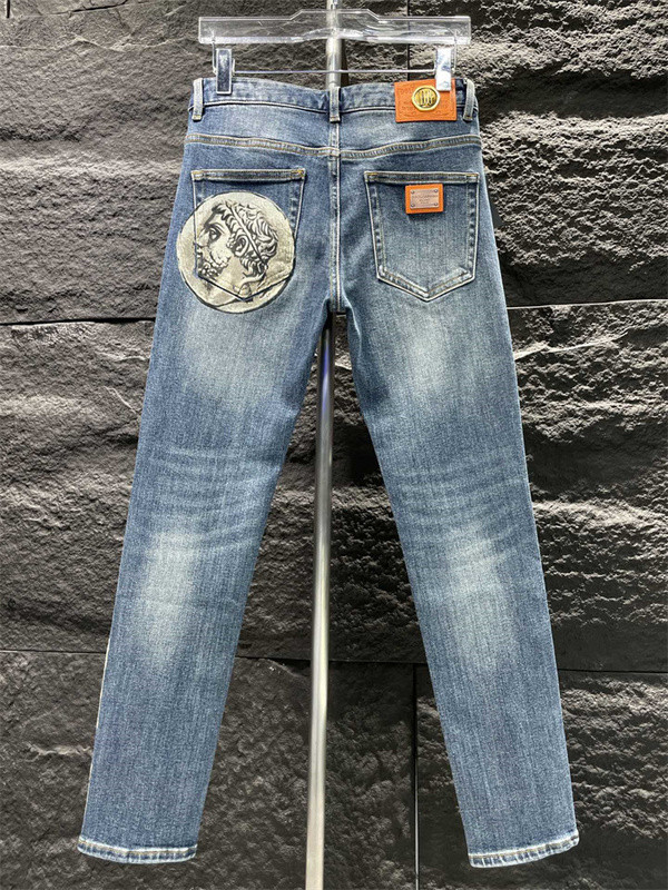 dg