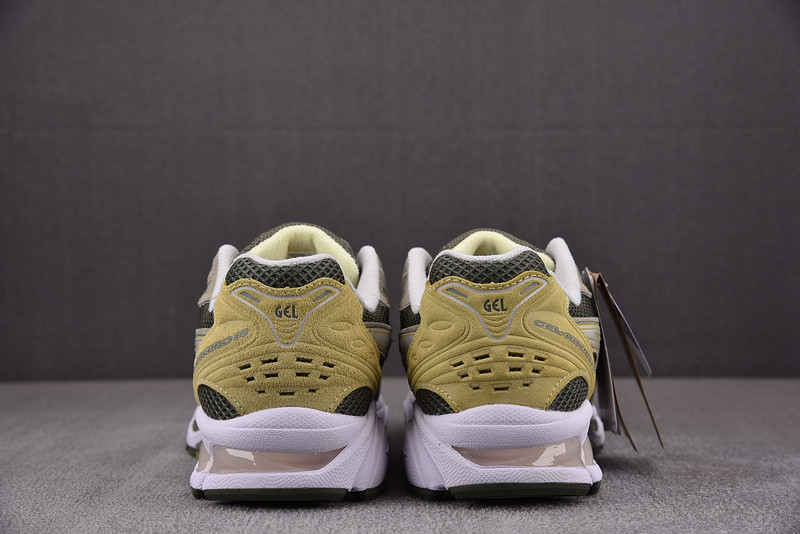 As*ic*s gel kayano 14 