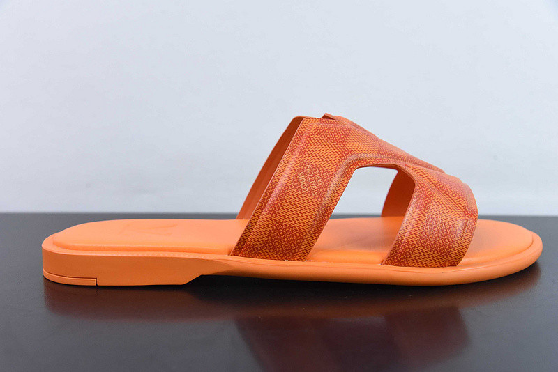 lvt sandals