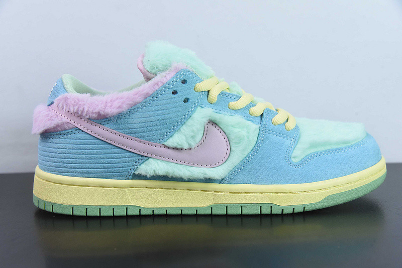 verdy x nike sb dunk low “visty” fn6040-400