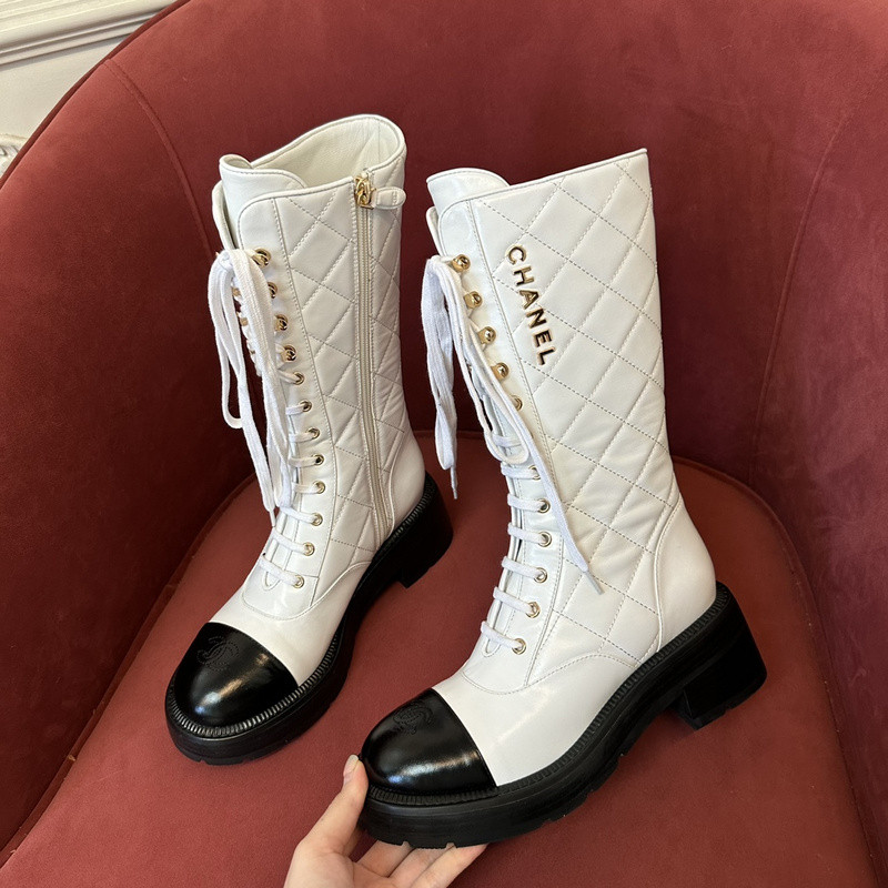 Chanel Sneaker