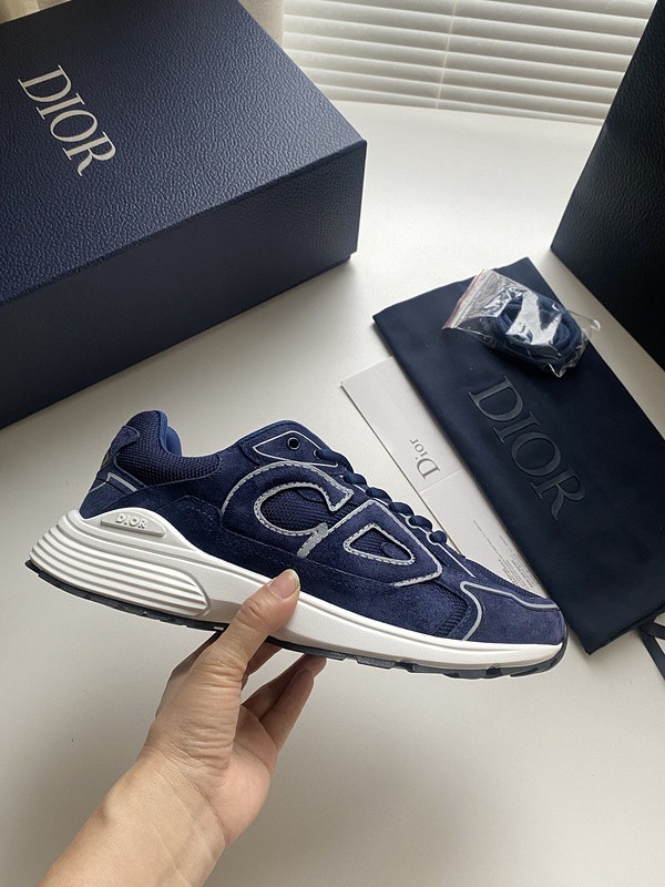 DIO* SNEAKER