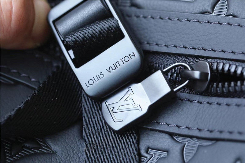 LVT PURSE