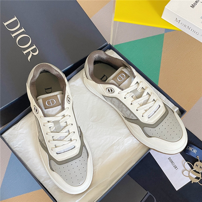 dio* sneaker