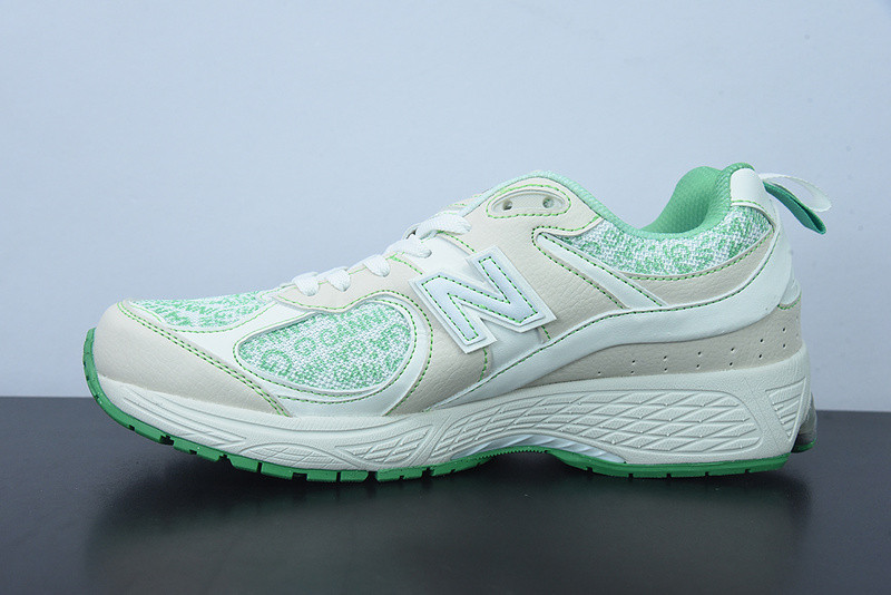 new balance sneaker