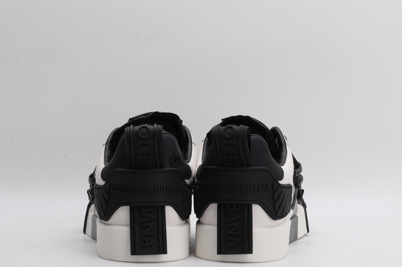 dg sneaker