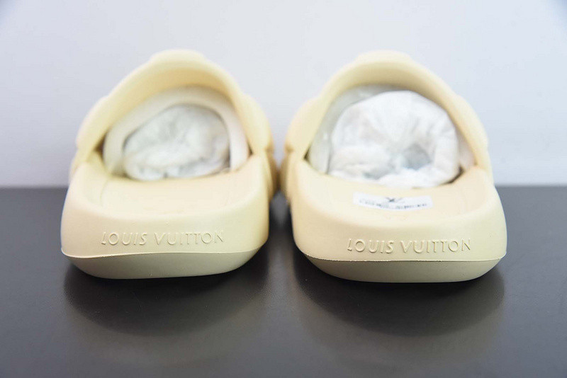 lvt sandals