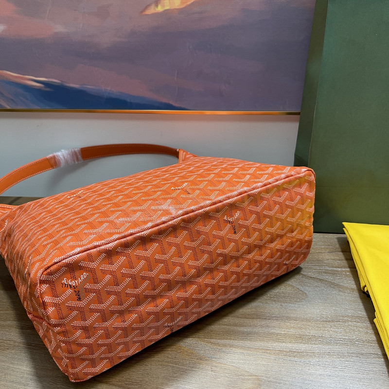 GOYARD PURSE