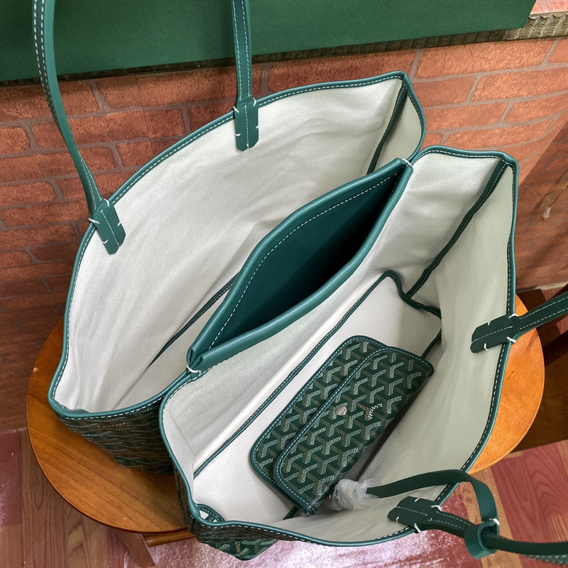 GOYARD PURSE