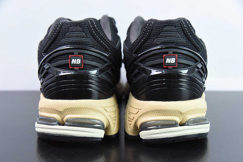 new balance sneaker